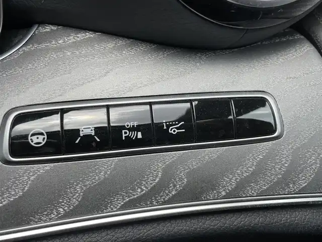 メルセデス・ベンツ ＣＬＳ２２０ｄ スポーツ エクスクルーシブPKG 千葉県 2020(令2)年 5.7万km ダイヤモンドホワイト エクスクルーシブパッケージ(￥575/000)/　ブルメスターサウンド/ヘッドアップディスプレイ/　ナッパレザーシート/エアサスペンション/ガラススライディングルーフ(￥156/000)/レーダーセーフティパッケージ/　衝突軽減ブレーキ/レーンキープアシスト/　レーダークルーズコントロール/ブラインドスポットモニター/　クリアランスソナー/12.3インチメーカーナビ/　フルセグ/BT/USB/カープレイ/全方位カメラ/ステアリングスイッチ/パドルシフト/ETC2.0/パワーシート(D/N席)/メモリーシート(D/N席)/シートヒーター(D/N/2列席)/エアシート(D/N席)/アンビエントライト/LEDヘッドライト/オートライト/オートハイビーム/スマートキー/プッシュスタート/純正19インチAW