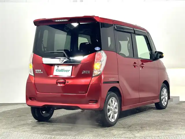 日産 デイズ ルークス ハイウェイスター Xターボ 大阪府 2018(平30)年 2.9万km スパークリングレッドM 純正ナビ(フルセグ/CD再生/Bluetooth) 衝突軽減 両側電パワースライドドア 360カメラ ETC オートライト アイドリングストップ 電格ミラー スマートキー オートハイビーム Pスタート