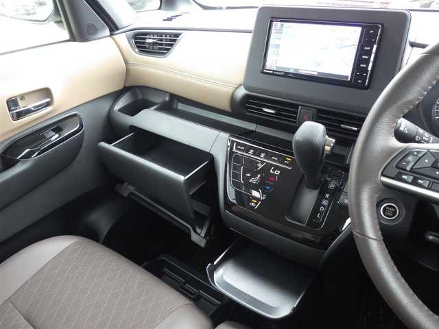 日産 ルークス HWS Gターボ プロパイロットED 千葉県 2020(令2)年 2.9万km ホワイトパール エマージェンシーブレーキ/プロパイロット/インテリジェントクルーズコントロール/ハンズフリー両側パワースライドドア/社外SDナビ/地デジTV/【DVD/CD再生機能　Bluetooth接続】/アラウンドビューモニター/ドライブレコーダー（前後撮影）【ZDR-025】/革巻きステアリング/ステアリングスイッチ/LEDヘッドライト/純正15インチアルミホイル/サイド/カーテンエアバッグ/インテリジェントキー