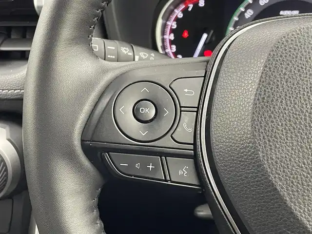 トヨタ ＲＡＶ４ G 埼玉県 2022(令4)年 2.3万km ホワイトパールクリスタルシャイン ＴＲＤエアロ　純正ナビ　バックカメラ　デジタルインナーミラー　ビルトインＥＴＣ　トヨタセーフティセンス　　メモリシート　シートヒーター　ベンチレーション　ステアリングヒーター　ＨＤＭＩ　純正アルミ　スマートキー　オートライト　地デジTV