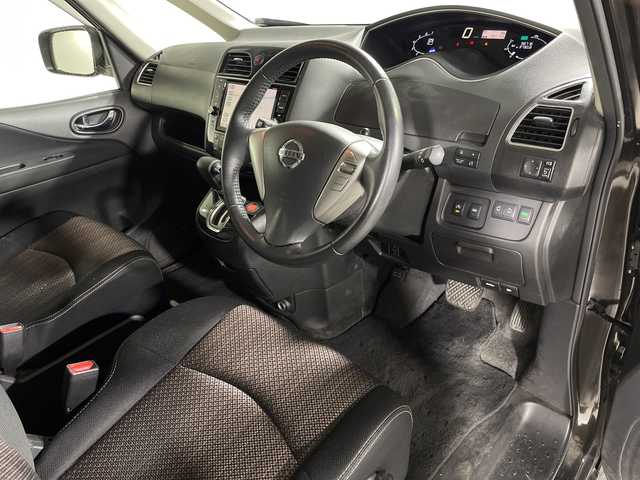 日産 セレナ HWS S HV Vセレ +Sefty 神奈川県 2015(平27)年 5.7万km タイガーアイブラウン 純正8インチメモリーナビ【MM514D-L】/(CD/DVD/Bluetooth/フルセグ)/フリップダウンモニター/アラウンドビューモニター/両側パワースライドドア/ETC/クルーズコントロール/コーナーセンサー/LEDヘッドライト/フォグランプ/ふらつき警報/衝突軽減ブレーキ/レーンキープアシスト/電格ミラー/ドアバイザー/フロアマット/Wエアバッグ/ABS/インテリジェントキー/スペアキー×１本
