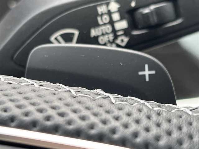 アウディ Ｑ３ 35TDIクワトロ Sライン 静岡県 2021(令3)年 2.9万km 白 バーチャルコックピット/純正ナビ/（BT/USB）/３６０°カメラ/ベーシックパッケージ/・シートヒーター/・オートマチックテールゲート/・パワーシート/・Audiホールドシステム/アシスタンスパッケージ/・アダプティブクルーズアシスト/・ハイビームアシスト/・サイドアシスト/・リアクロストラフィックアシスト/プラスパッケージ/・パーシャルレザー/・マルチカラーアンビエントライティング/・19インチ20スポークVデザインアルミホイール/テクノロジーパッケージ/・スマートフォンインターフェース/・ワイヤレスチャージング/前後ドライブレコーダー/ETC/スタッドレスタイヤ積み込み