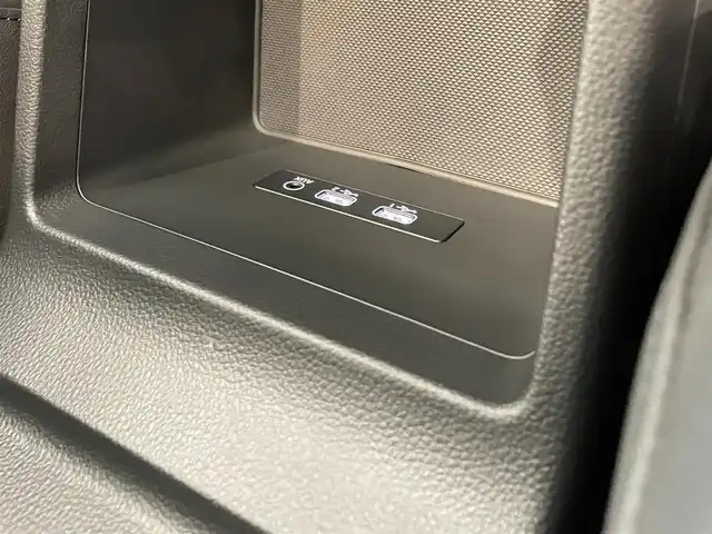 アウディ Ｑ５ 40TDIクワトロ スポーツ 福岡県 2020(令2)年 3.6万km 黒 アシスタンスＰＫＧ　/純正ナビ　/フルセグＴＶ　/３６０°カメラ　/ＡＣＣ　/ＢＳＭ　/ＬＫＡ　/マトリクスＬＥＤライト　/バーチャルＣＰ　/ハーフレザーシート　/シートヒーター　/前後クリアランスソナー　/パワーバックドア