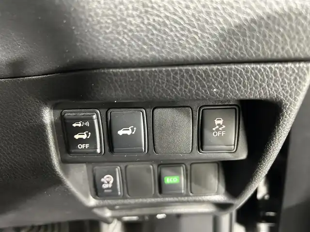 日産 エクストレイル 20Xt ブラックエクストリーマーX エマB 佐賀県 2016(平28)年 10.2万km ダイヤモンドブラック 純正７インチナビ/（ワンセグTV/CD/AUX/USB）/全方位カメラ/ドライブレコーダー/サンルーフ/衝突被害軽減ブレーキ/レーンアシスト/コーナーセンサー/前席シートヒーター/クルーズコントロール/純正アルミホイール/純正フロアマット/ＬＥＤヘッドライト/オートライト/スペアキー/盗難防止装置/横滑り防止装置/進入禁止警報