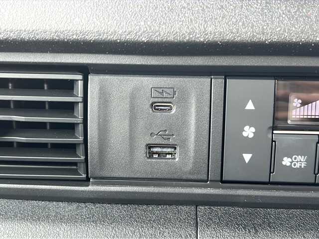ホンダ Ｎ ＢＯＸ カスタム ターボ 山口県 2023(令5)年 1.5万km メテオロイドグレーメタリック 純正メモリナビ/DVD再生機能有/フルセグテレビ/Bluetooth/バックカメラ/Honda SENSING/ETC/ドライブレコーダー/USB入力端子/LEDライト/オートライト/両側パワースライドドア/SRSカーテンエアバッグ/スマートキー/プッシュアップスタート/15インチ純正アルミホイール