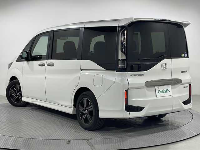 ホンダ ステップワゴン スパーダ eHEV G EXホンダS 広島県 2021(令3)年 1.5万km プラチナホワイトパール 純正ナビ/両側パワースライドドア/シートヒーター/バックカメラ/ホンダセンシング/・衝突軽減ブレーキ/・レーンキープアシスト/・アダプティブクルーズコントロール/・誤発進抑制機能/ハーフレザーシート/LEDヘッドランプ/純正16インチAW/ETC2.0/USB入力端子
