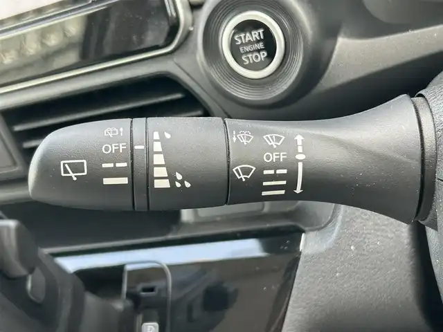 日産 デイズ X 静岡県 2023(令5)年 0.7万km ホワイトパール ユーザー買取車両/ワンオーナー/純正9インチナビ(MM222D-L)/　【BT/地デジフルセグTV/HDMI】/純正14インチAW/エマージェンシーブレーキ/車線逸脱警報/ETC/バックカメラ/USBポート/スマートキー/プッシュスタート/新車時保証書/取扱説明書/スペアキー×1