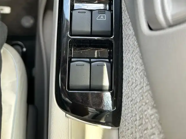日産 デイズ X 静岡県 2023(令5)年 0.7万km ホワイトパール ユーザー買取車両/ワンオーナー/純正9インチナビ(MM222D-L)/　【BT/地デジフルセグTV/HDMI】/純正14インチAW/エマージェンシーブレーキ/車線逸脱警報/ETC/バックカメラ/USBポート/スマートキー/プッシュスタート/新車時保証書/取扱説明書/スペアキー×1