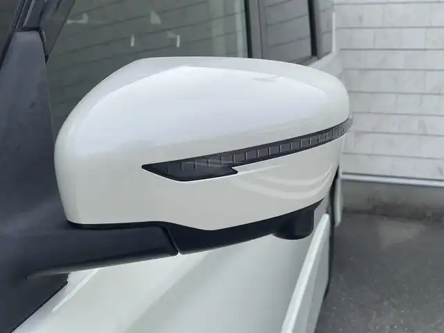 日産 セレナ ハイウェイスター Vセレクション 福岡県 2018(平30)年 7.5万km ブリリアントホワイトパール 純正９型SDナビ（フルセグTV/CD/DVD/BT）アラウンドビューモニタープロパイロットエマージェンシーブレーキコーナーセンサー両側電動ドラレコデジタルインナーミラー前席シートヒーターオートホールド純正LEDヘッドライト純正フロアマット純正アルミホイールスマートキープッシュスタート