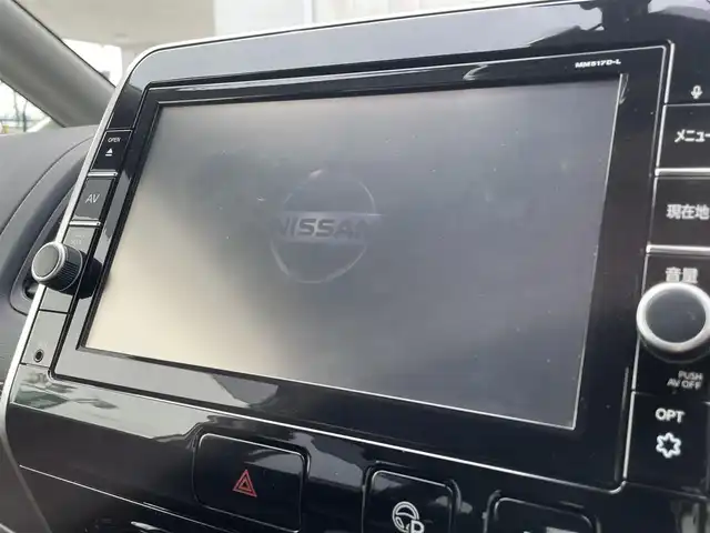日産 セレナ ハイウェイスター Vセレクション 福岡県 2018(平30)年 7.5万km ブリリアントホワイトパール 純正９型SDナビ（フルセグTV/CD/DVD/BT）アラウンドビューモニタープロパイロットエマージェンシーブレーキコーナーセンサー両側電動ドラレコデジタルインナーミラー前席シートヒーターオートホールド純正LEDヘッドライト純正フロアマット純正アルミホイールスマートキープッシュスタート