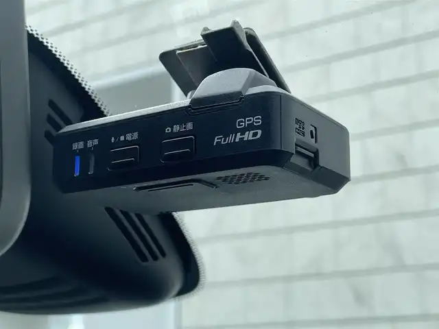 日産 セレナ ハイウェイスター Vセレクション 福岡県 2018(平30)年 7.5万km ブリリアントホワイトパール 純正９型SDナビ（フルセグTV/CD/DVD/BT）アラウンドビューモニタープロパイロットエマージェンシーブレーキコーナーセンサー両側電動ドラレコデジタルインナーミラー前席シートヒーターオートホールド純正LEDヘッドライト純正フロアマット純正アルミホイールスマートキープッシュスタート