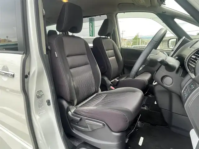 日産 セレナ ハイウェイスター Vセレクション 福岡県 2018(平30)年 7.5万km ブリリアントホワイトパール 純正９型SDナビ（フルセグTV/CD/DVD/BT）アラウンドビューモニタープロパイロットエマージェンシーブレーキコーナーセンサー両側電動ドラレコデジタルインナーミラー前席シートヒーターオートホールド純正LEDヘッドライト純正フロアマット純正アルミホイールスマートキープッシュスタート