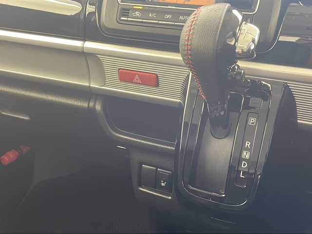 スズキ スペーシア カスタム HYBRID XS 沖縄県 2019(令1)年 2.8万km フェニックスレッドパール 純正ナビ(ＣＮ－ＲＺ７４３Ｗ)　/(フルセグＴＶ　Ｂｌｕｅｔｏｏｔｈ　ＣＤ　ＤＶＤ　ＡＭ　ＦＭ)　/両側パワースライドドア　/ＥＴＣ　/ドライブレコーダー　/ハーフレザーシート　/シートヒーター　/スマートキー/スペアキー/プッシュスタート/ステアリングスイッチ　/アイドリングストップ/ＬＥＤヘッドライト/オートライト/純正15インチアルミホイール/サーキュレーター/純正フロアマット/電動格納ミラー/保証書