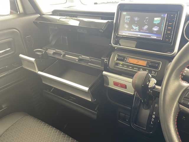 スズキ スペーシア カスタム HYBRID XS 沖縄県 2019(令1)年 2.8万km フェニックスレッドパール 純正ナビ(ＣＮ－ＲＺ７４３Ｗ)　/(フルセグＴＶ　Ｂｌｕｅｔｏｏｔｈ　ＣＤ　ＤＶＤ　ＡＭ　ＦＭ)　/両側パワースライドドア　/ＥＴＣ　/ドライブレコーダー　/ハーフレザーシート　/シートヒーター　/スマートキー/スペアキー/プッシュスタート/ステアリングスイッチ　/アイドリングストップ/ＬＥＤヘッドライト/オートライト/純正15インチアルミホイール/サーキュレーター/純正フロアマット/電動格納ミラー/保証書