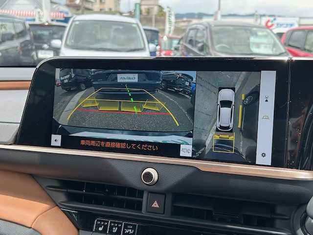 トヨタ クラウン スポーツ Z 茨城県 2023(令5)年 0.6万km プレシャスホワイトパール 純正ナビ/FM/AM/BT/フルセグTV/バックカメラ/全周囲カメラ/ブラインドスポットモニター/デジタルインナーミラー/アドバンスパーク/パーキングアシスト/横滑り防止装置/盗難防止装置/衝突被害軽減システム/パワーバックドア/クルーズコントロール/革シート/シートヒーター/エアシート/LEDオートライト/オートマチックハイビーム/ワイヤレス充電/USBポート/ETC2.0
