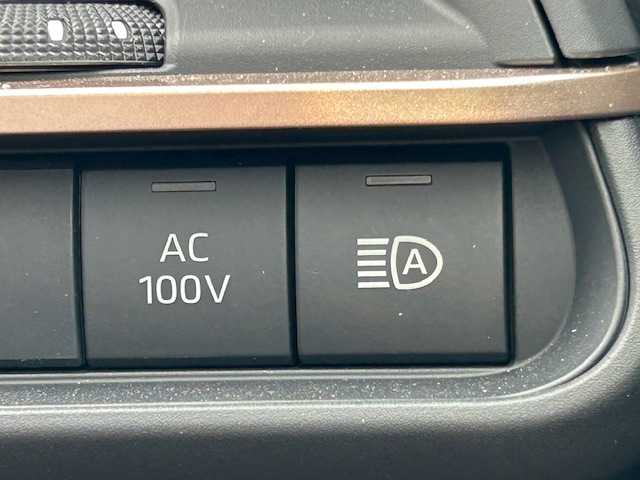 トヨタ クラウン スポーツ Z 茨城県 2023(令5)年 0.6万km プレシャスホワイトパール 純正ナビ/FM/AM/BT/フルセグTV/バックカメラ/全周囲カメラ/ブラインドスポットモニター/デジタルインナーミラー/アドバンスパーク/パーキングアシスト/横滑り防止装置/盗難防止装置/衝突被害軽減システム/パワーバックドア/クルーズコントロール/革シート/シートヒーター/エアシート/LEDオートライト/オートマチックハイビーム/ワイヤレス充電/USBポート/ETC2.0