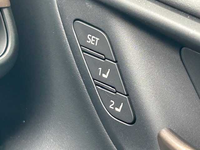 トヨタ クラウン スポーツ Z 茨城県 2023(令5)年 0.6万km プレシャスホワイトパール 純正ナビ/FM/AM/BT/フルセグTV/バックカメラ/全周囲カメラ/ブラインドスポットモニター/デジタルインナーミラー/アドバンスパーク/パーキングアシスト/横滑り防止装置/盗難防止装置/衝突被害軽減システム/パワーバックドア/クルーズコントロール/革シート/シートヒーター/エアシート/LEDオートライト/オートマチックハイビーム/ワイヤレス充電/USBポート/ETC2.0