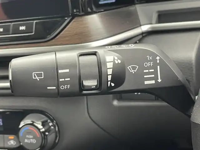 日産 オーラ G レザーエディション 茨城県 2022(令4)年 0.1万km ピュアホワイトパール / スーパーブラック 2トーン 純正9型ナビ/全方位カメラ/フルセグ/BOSEパーソナルプラスサウンドシステム/置くだけ充電/プロパイロット/衝突被害軽減ブレーキ/車線逸脱抑制装置/オートマチックハイビーム/ソナー/BSW/デジタルインナーミラー/ETC2.0/ドラレコ/純正17インチAW/LEDヘッドライト/スマートキー