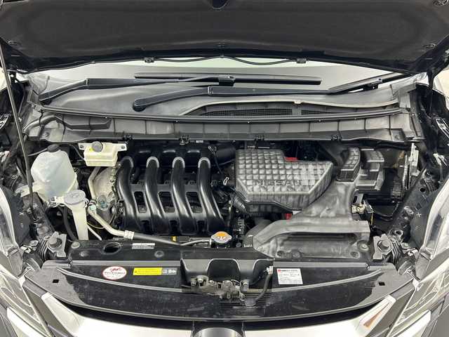 日産 セレナ ハイウェイスター 三重県 2017(平29)年 6.6万km ダイヤモンドブラック アルパインナビ/アルパインフリップダウンモニター/プロパイロット/アラウンドビューモニター/デジタルインナーミラー/インテリジェントルームミラー/エマージェンシーブレーキ/ハンズフリースライドドア/両側パワースライドドア/ビルトインETC/電子パーキング/アイドリングストップ/革巻きステアリング/プッシュスタート/スマートキー