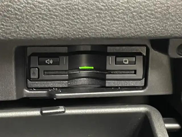 日産 セレナ ハイウェイスター 埼玉県 2017(平29)年 6.6万km ダイヤモンドブラック アルパインナビ/アルパインフリップダウンモニター/プロパイロット/アラウンドビューモニター/デジタルインナーミラー/インテリジェントルームミラー/エマージェンシーブレーキ/ハンズフリースライドドア/両側パワースライドドア/ビルトインETC/電子パーキング/アイドリングストップ/革巻きステアリング/プッシュスタート/スマートキー