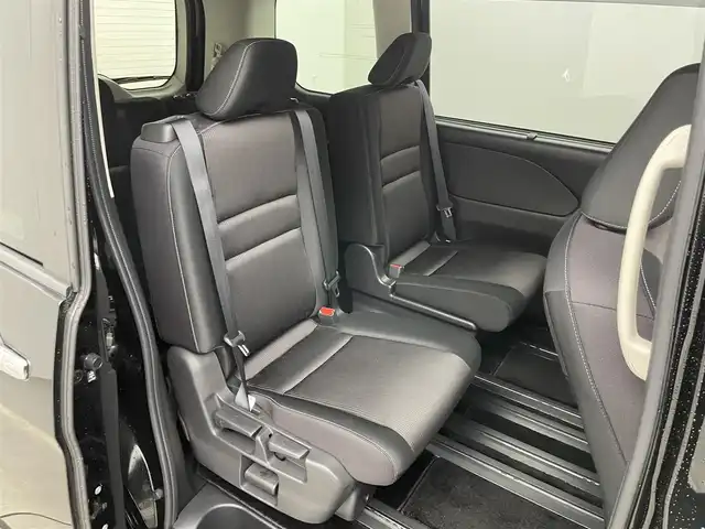 日産 セレナ ハイウェイスター 埼玉県 2017(平29)年 6.6万km ダイヤモンドブラック アルパインナビ/アルパインフリップダウンモニター/プロパイロット/アラウンドビューモニター/デジタルインナーミラー/インテリジェントルームミラー/エマージェンシーブレーキ/ハンズフリースライドドア/両側パワースライドドア/ビルトインETC/電子パーキング/アイドリングストップ/革巻きステアリング/プッシュスタート/スマートキー