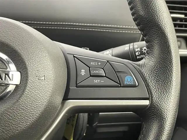 日産 セレナ ハイウェイスター 埼玉県 2017(平29)年 6.6万km ダイヤモンドブラック アルパインナビ/アルパインフリップダウンモニター/プロパイロット/アラウンドビューモニター/デジタルインナーミラー/インテリジェントルームミラー/エマージェンシーブレーキ/ハンズフリースライドドア/両側パワースライドドア/ビルトインETC/電子パーキング/アイドリングストップ/革巻きステアリング/プッシュスタート/スマートキー