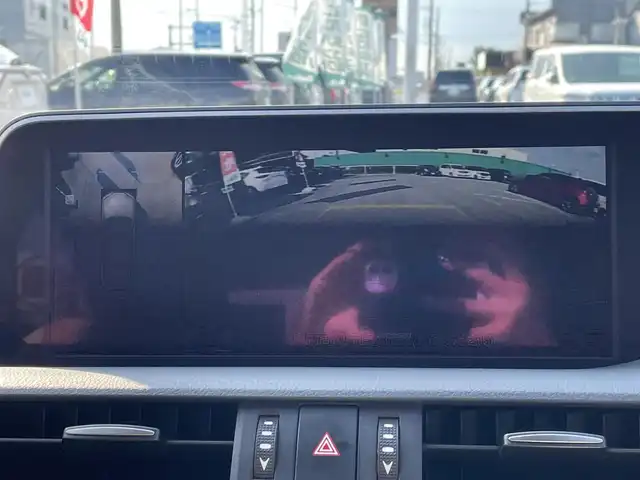 レクサス ＥＳ 300h バージョンL 千葉県 2020(令2)年 6.2万km アイスエクリュマイカメタリック ムーンルーフ/レザーシート/純正12.3インチSDナビ/・CD/DVD/MSV/Bluetooth/フルセグTV/パノラミックビューカメラ/レクサスセーフティシステム＋/・レーダークルーズコントロール/・プリクラッシュセーフティ/・レーンキープアシスト/・パーキングサポートブレーキ/・オートマチックハイビーム/・ブラインドスポットモニター/全席シートヒーター/前席シートベンチレーション/前席パワーシート/前後コーナーセンサー/パワートランクリッド/AC100V1500W電源/LEDヘッドランプ/オートライト/純正18インチアルミホイール/ウッドコンビステアリング/ヘッドアップディスプレイ/ステアリングヒーター/パドルシフト/左右独立オートエアコン/スマートエントリー/ビルトインETC2.0/社外ドライブレコーダー【HDR752G】/電動リヤサンシェード/サイド＆カーテンエアバッグ