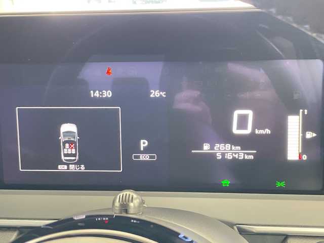 日産 ノート オーテック FOUR 道央・札幌 2021(令3)年 5.2万km ピュアホワイトパール / スーパーブラック 2トーン ・４WD/・インテリジェント エマージェンシーブレーキ:/・踏み間違い衝突防止アシスト/車線逸脱警報 (LDW):/・ハイビームとロービーム/・全方位運転支援システム:/・純正ナビ/・Bluetooth/CD/DVD/SD/フルセグTV/・レザーシート/・前席シートヒーター/ステアリングヒーター/・LEDヘッドライト/オートライト/・スマートキー/スペアキー１本/・横滑り防止装置/・盗難防止装置/・ABS/・ETC/・純正ドライブレコーダー/・積込サマータイヤ純正AW付