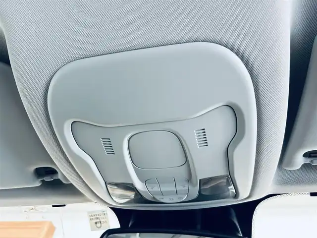 クライスラー・ジープ ジープ レネゲード リミテッド 大阪府 2022(令4)年 1.9万km 黒 黒革/パワーシート/シートヒーター/ステアリングヒーター/ACC/純正ナビ/TV/バックカメラ/applecarplay/純正17インチAW/ブラインドスポット/クリアランスソナー/ETC