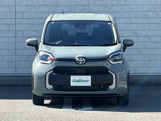 トヨタ シエンタ ハイブリッド Z 福岡県 2025(令7)年 0.1万km未満 アーバンカーキ 登録済未使用車純正10.5インチディスプレイオーディオナビ(フルセグTV/Miracast/BT)全方位モニタートヨタセーフティーコーナーセンサー両側パワスラレーダークルコンBSMドラレコETCUSBポート純正LEDヘッドライト純正フロアマットプッシュスタートスマートキー