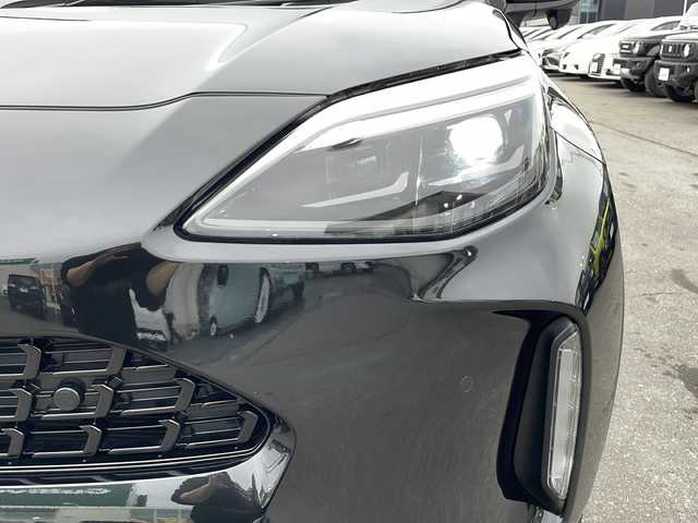 トヨタ ヤリスクロス Z 道東・釧路十勝 2023(令5)年 1.4万km ブラックマイカ 4WD/寒冷地仕様/ディスプレイオーディオ/　(AM/FM/BT)/エンジンスターター/ドライブレコーダー/ビルトインETC/バックカメラ/ハーフレザーシート/シートヒーター/ステアリングヒーター/純正18インチAW/純正フロアマット/ドアバイザー/MTモード付AT/パーキングアシスト/クルーズコントロール/レーンキープアシスト/ダウンヒルアシスト/オートライト/オートマチックハイビーム/ライトレベライザー/フォグランプ/盗難防止装置/ABS/横滑り防止装置/USB入力端子