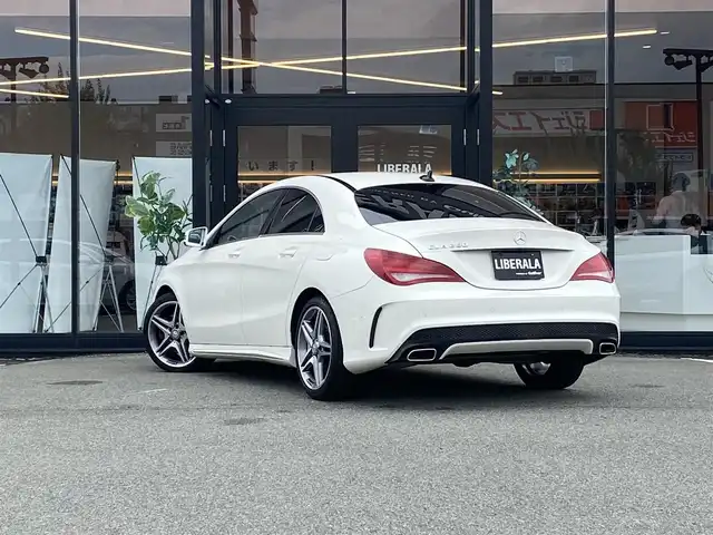 メルセデス・ベンツ ＣＬＡ２５０ 福岡県 2014(平26)年 4.2万km 白 ・クルーズコントロール/・純正ナビ／ＢＴ／ＵＳＢ/・バックカメラ/・ワンセグ/・ＥＴＣ/・純正１８ＡＷ/・メモリ機能D.N席パワーシート