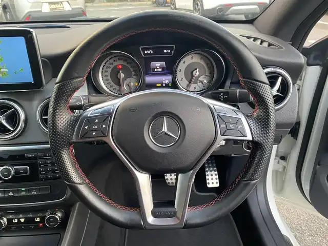 メルセデス・ベンツ ＣＬＡ２５０ 福岡県 2014(平26)年 4.2万km 白 ・クルーズコントロール/・純正ナビ／ＢＴ／ＵＳＢ/・バックカメラ/・ワンセグ/・ＥＴＣ/・純正１８ＡＷ/・メモリ機能D.N席パワーシート