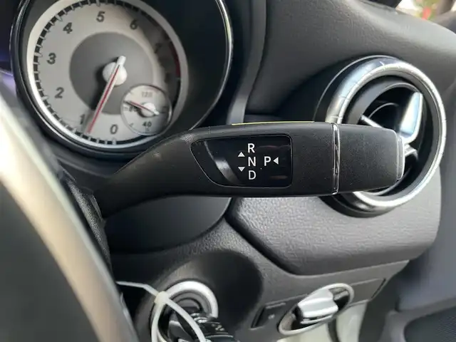 メルセデス・ベンツ ＣＬＡ２５０ 福岡県 2014(平26)年 4.2万km 白 ・クルーズコントロール/・純正ナビ／ＢＴ／ＵＳＢ/・バックカメラ/・ワンセグ/・ＥＴＣ/・純正１８ＡＷ/・メモリ機能D.N席パワーシート