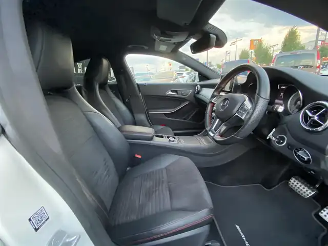 メルセデス・ベンツ ＣＬＡ２５０ 福岡県 2014(平26)年 4.2万km 白 ・クルーズコントロール/・純正ナビ／ＢＴ／ＵＳＢ/・バックカメラ/・ワンセグ/・ＥＴＣ/・純正１８ＡＷ/・メモリ機能D.N席パワーシート