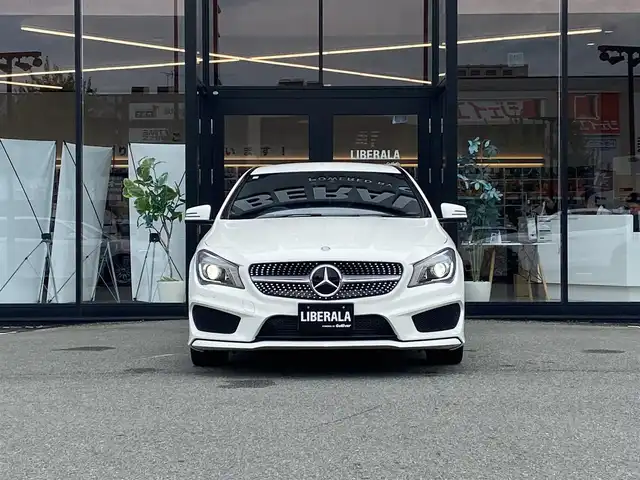 メルセデス・ベンツ ＣＬＡ２５０ 福岡県 2014(平26)年 4.2万km 白 ・クルーズコントロール/・純正ナビ／ＢＴ／ＵＳＢ/・バックカメラ/・ワンセグ/・ＥＴＣ/・純正１８ＡＷ/・メモリ機能D.N席パワーシート