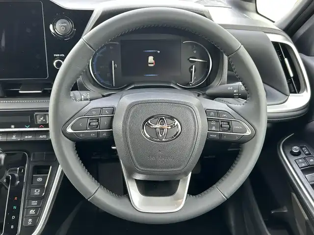 トヨタ ヴォクシー ハイブリッド S－Z 静岡県 2025(令7)年 0.2万km アティチュードブラックマイカ ワンオーナー　/純正ナビ　/・フルセグＴＶ　/・Ｂｌｕｅｔｏｏｔｈ接続　/・ＤＶＤ再生　/レーダークルーズ　/トヨタセーフティーセンス　/両側パワスラ　/電動Ｐ・オートブレーキホールド　/ＡＣ１００Ｖ電源　/前席シートヒーター/プッシュスタート/スマートキー/スペアキー