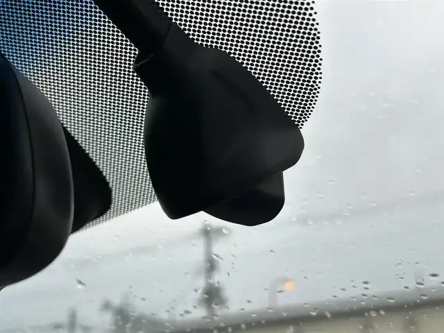 ホンダ アコード EX 茨城県 2020(令2)年 4.8万km ルナシルバーM 8インチホンダインターナビ/バックカメラ/AppleCarPlay/サンルーフ/ホンダセンシング/ブラインドスポットインフォメーション/ヘッドアップディスプレイ/ワイヤレス充電器/ビルトインETC/LEDヘッドランプ/オートライト/純正18インチアルミホイール/革巻きステアリング/パドルシフト/黒革シート/シートヒーター/ドライビングポジションシステム/パワーシート/禁煙車