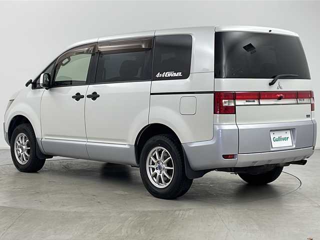 三菱 デリカＤ：５ D－Power package 道央・札幌 2013(平25)年 10.3万km ウォームホワイトP/クールシルバー ・4WD/・寒冷地仕様/・社外ナビ（CD＆DVD＆TV＆BT＆SD）/・社外フリップダウンモニター/・バックカメラ/・サイドカメラ/・フロントカメラ/・シートヒーター/・ドアミラーヒーター/・パドルシフト/・ETC/・両側パワースライドドア/・社外ドライブレコーダー/・HIDヘッドライト/・フォグランプ