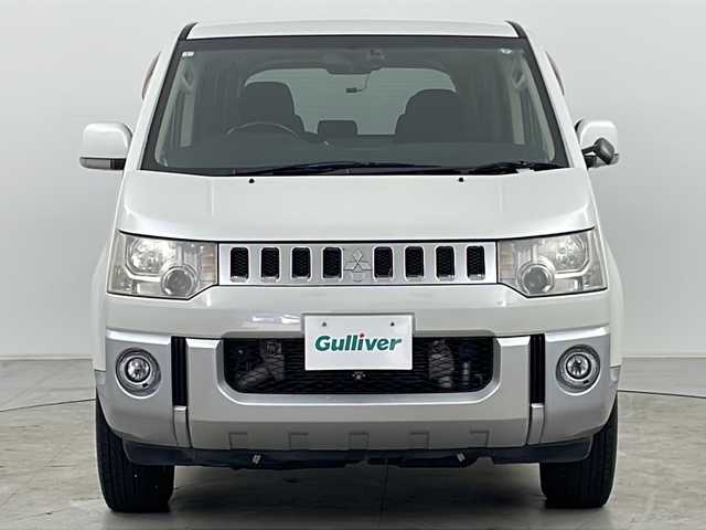 三菱 デリカＤ：５ D－Power package 道央・札幌 2013(平25)年 10.3万km ウォームホワイトP/クールシルバー ・4WD/・寒冷地仕様/・社外ナビ（CD＆DVD＆TV＆BT＆SD）/・社外フリップダウンモニター/・バックカメラ/・サイドカメラ/・フロントカメラ/・シートヒーター/・ドアミラーヒーター/・パドルシフト/・ETC/・両側パワースライドドア/・社外ドライブレコーダー/・HIDヘッドライト/・フォグランプ