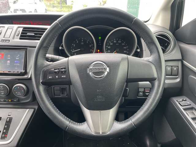 日産 ラフェスタ ハイウェイスターG 神奈川県 2013(平25)年 9.4万km シルバー 純正メモリナビ　Bluetooth/CD/DVD/フルセグＴＶ　/バックカメラ　/両側電動パワースライドドア　/純正16インチアルミホイール　/純正フロアマット　/キセノンヘッドライト　/電動格納ミラー　/スマートキー　/オートエアコン