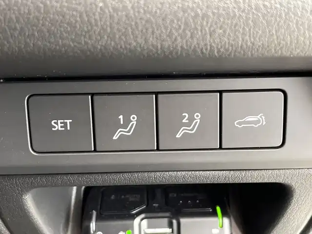 マツダ ＣＸ－３０ XD ツーリング 栃木県 2024(令6)年 1万km スノーフレイクホワイトパールマイカ 純正SDナビ/（フルセグTV/Bluetooth/USB/HDMI//AppleCarPlay/AndoroidAuto）/全方位カメラ/コーナーセンサー/ビルトインETC/前後ドライブレコーダー/パワーシート/シートヒーター/禁煙車/ステアリングヒーター/ヘッドアップディスプレイ/オートライト/LEDヘッドライト/横滑り防止装置/フォグランプ/スマートキー/プッシュスタート/アイドリングストップ/ウィンカーミラー/純正18インチアルミホイール/純正フロアマット/ワイヤレス充電/BSM