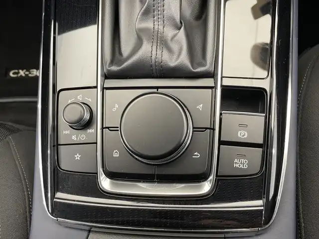 マツダ ＣＸ－３０ XD ツーリング 栃木県 2024(令6)年 1万km スノーフレイクホワイトパールマイカ 純正SDナビ/（フルセグTV/Bluetooth/USB/HDMI//AppleCarPlay/AndoroidAuto）/全方位カメラ/コーナーセンサー/ビルトインETC/前後ドライブレコーダー/パワーシート/シートヒーター/禁煙車/ステアリングヒーター/ヘッドアップディスプレイ/オートライト/LEDヘッドライト/横滑り防止装置/フォグランプ/スマートキー/プッシュスタート/アイドリングストップ/ウィンカーミラー/純正18インチアルミホイール/純正フロアマット/ワイヤレス充電/BSM