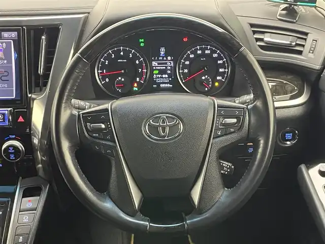 トヨタ ヴェルファイア Z Aエディション ゴールデンアイズ 愛知県 2017(平29)年 6.8万km ホワイトパールクリスタルシャイン 社外１１型ナビ　社外１２．８型後席モニター　禁煙車　クルコン　フルセグ　DVD　バックカメラ　黒ハーフレザー　LEDライト　フォグ　ETC　ドラレコ　コーナーセンサー　両側パワスラ　純正フロアマット　