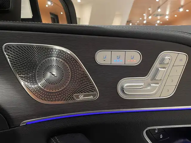 メルセデス・ベンツ ＧＬＳ４００ｄ 4マチック AMGライン 道央・札幌 2021(令3)年 3万km ダイヤモンドホワイト ダイヤモンドホワイト/AMGラインパッケージ/　・AMGラインエクステリア/　・21インチAMG5ツインスポークAW/　・リラクゼーション機能/　・シートヒータープラス/　・アンスラサイトオークウッドインテリアトリム/　・本革巻ウッドステアリング/パノラミックスライディングルーフ/ヘッドアップディスプレイ/レーダーセーフティパッケージ/360°カメラ/アクティブパーキングアシスト/アダプティブハイビームアシストプラス/マルチビームLEDヘッドライト/AIRMATICサスペンション/Burmesterサラウンド/シートベンチレーション/パワーテールゲート/パナメリカーナグリル