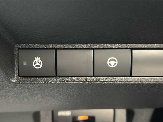 日産 オーラ ニスモ 熊本県 2022(令4)年 2.6万km スーパーブラック 純正ナビ/・AM/FM/BT/USＢ/・アップルカープレイ/アンドロイドオート/アラウンドビューモニター/プロパイロット/エマージェンシーブレーキ/側方支援/後側方支援/駐車支援/ふらつき警報/標識認識機能/デジタルインナーミラー/置くだけ充電/ＥＴＣ２．０　/革巻きステアリング/ステアリングヒーター/ステアリングスイッチ/前席シートヒーター/ドライブレコーダー/電動パーキングブレーキ/オートホールドブレーキ/ＬＥＤヘッドライト/純正フロアマット/純正アルミホイール/電動格納ミラー/ウインカーミラー/プッシュスタート/スペアキー