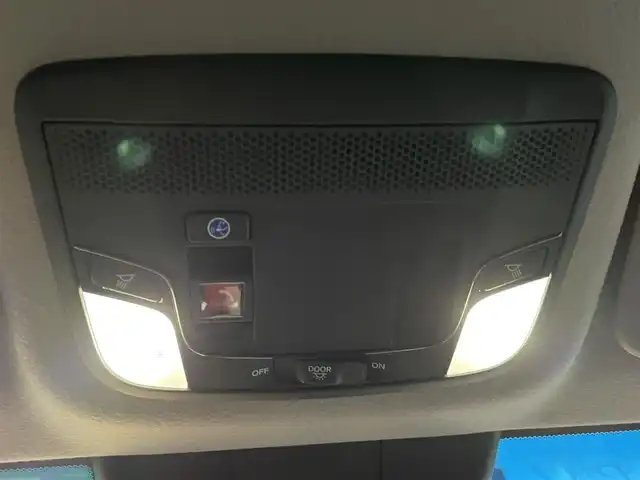 ホンダ フィット ネス 道央・札幌 2020(令2)年 4.6万km シャイニンググレーM ・4WD/・ワンオーナー/・ホンダセンシング/・寒冷地仕様/・純正SDナビ/CD&DVD&BT&USB&フルセグTV/・バックカメラ/・前後コーナーセンサー/・前後クリアランスソナー/・前後ドライブレコーダー/・レーダークルーズコントロール/・ステアリングスイッチ/・ABS/・横滑り防止装置/・レーンキープアシスト/・盗難防止装置/・オートライト/・LEDヘッドライト/・フォグランプ/・ドアバイザー/・電動格納ミラー/・純正フロアマット/・純正AW付夏タイヤ185/55/R16/・積込社外AW付冬タイヤ185/60/R15/・スペアキー1本