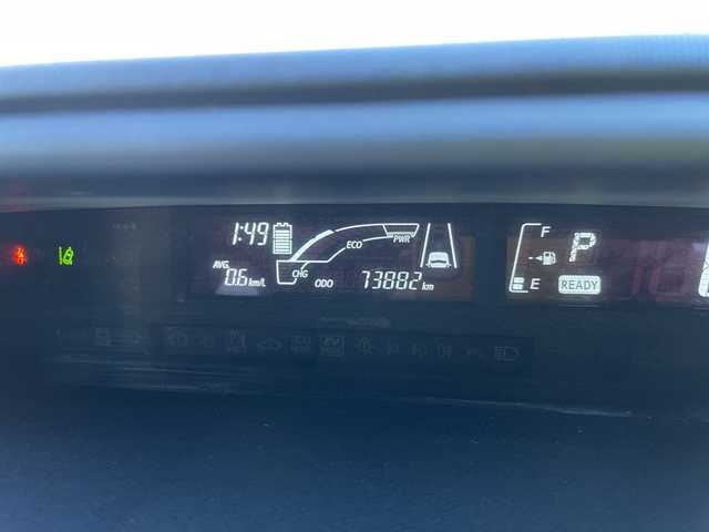 トヨタ アクア S 石川県 2016(平28)年 7.4万km 白 社外メモリーナビ　ワンセグＴＶ　バックカメラ　ＥＴＣ　キーレス　レーダーブレーキ　社外ホイールキャップ　電動ミラー