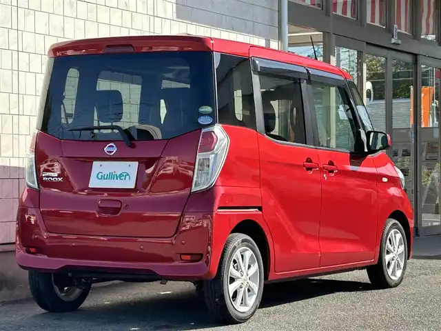日産 デイズ ルークス X Vセレクション 埼玉県 2019(平31)年 3.8万km スパークリングレッドM ・禁煙車/・車検R8年４月まで/・レーダーブレーキ/・OP両側電動スライドドア/・アラウンドビューモニター/・純正ナビゲーション/・CD/DVD/BT/DTV/・アイドリングストップ/・オートエアコン/・純正14インチアルミホイール/・スリップコントロール/・フロアマット/・ドアバイザー/・Fドライブレコーダー/・ETC/・新車保証書/・取扱説明書