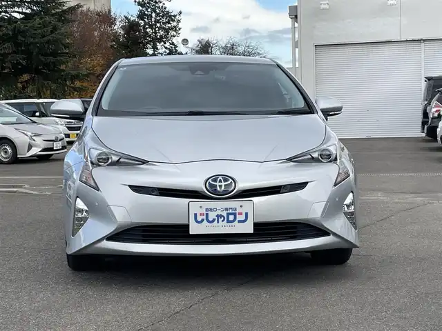 トヨタ プリウス A 福島県 2016(平28)年 14.7万km シルバーM (株)IDOMが運営する【じしゃロン福島店】の自社ローン専用車両になります。こちらは現金またはオートローンご利用時の価格です。自社ローンご希望の方は別途その旨お申付け下さい/純正ＳＤナビ/フルセグテレビ/バックカメラ/革巻ステアリング/衝突軽減システム/ヘッドアップディスプレイ/ＬＡＫ/ブラインドスポットモニター/ＥＴＣ/レーダークルーズコントロール/社外前後ドラレコ